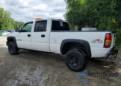 2005 GMC Sierra K2500 Heavy Duty из США, поврежденный, VIN 1GTHK23U35F881594